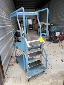 Heavy Duty Roll Around Stocking Cart with Stairs