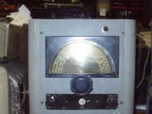 Vintage Radio Model RH132