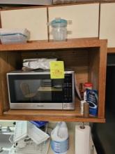 Panasonic 1100W Microwave