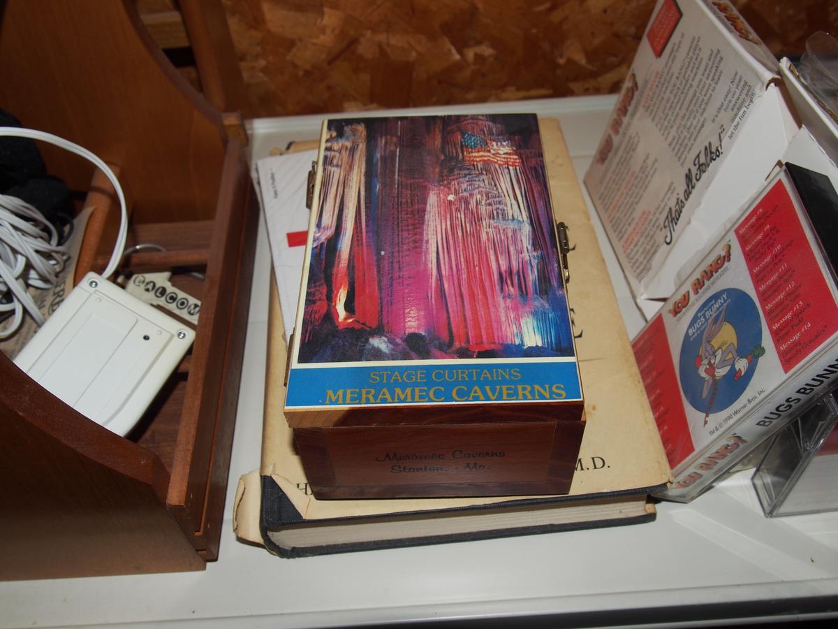 Meramec Caverns box with collectible stones