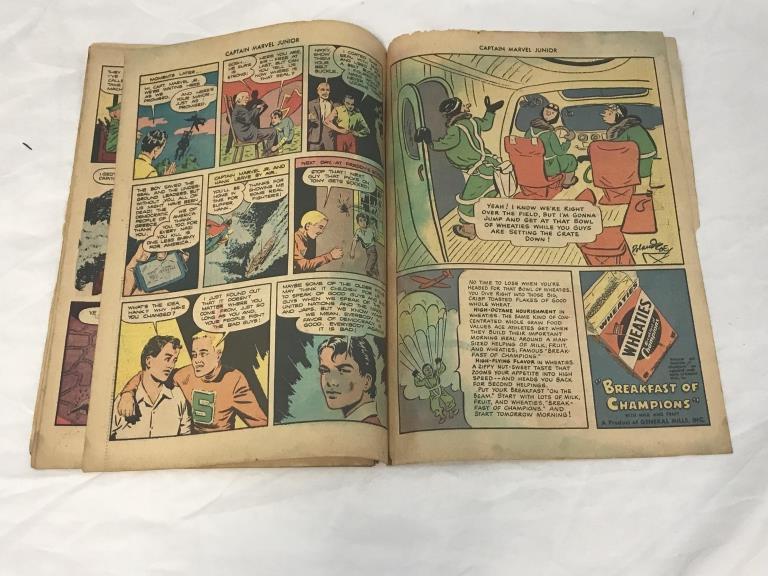 1944 FAWCETT CAPTAIN MARVEL JR. #25 COMIC BOOK