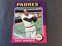 1975 Topps Mini #61 Dave Winfield Baseball Card