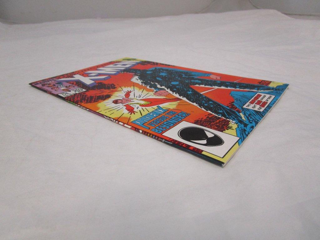 Marvel The UNCANNY X-MEN COMIC BOOK #203 1986