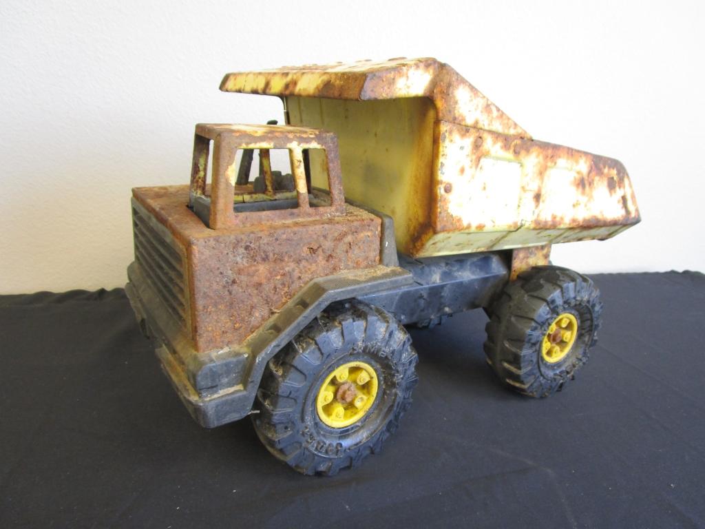 Vintage Tonka Dump Truck