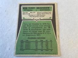 TERRY BRADSHAW Steelers HOF 1975 Topps Football