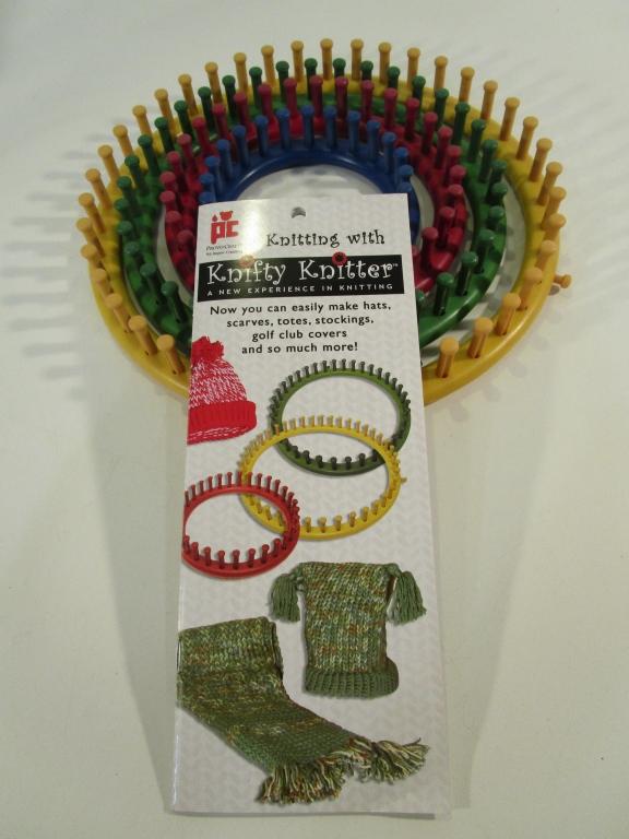 Provo Craft Knifty Knitter Kit