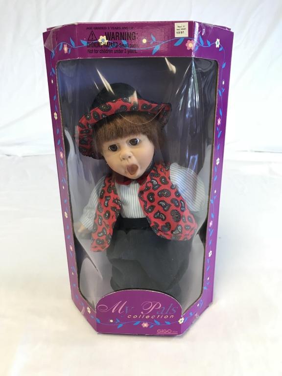 GI-GO My Pals Collection 11" Doll NEW IN BOX