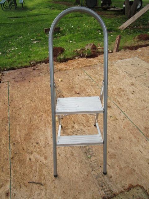 2 Step Step Ladder