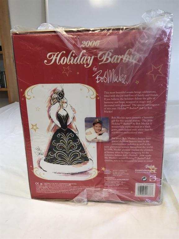 2006 MATTEL Barbie Collector Holiday Blonde Barbie