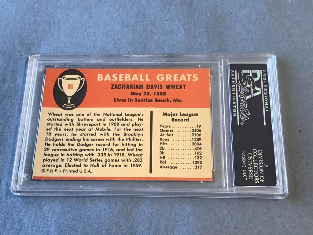 ZACH WHEAT 1961 Fleer Baseball PSA Graded 7 NM