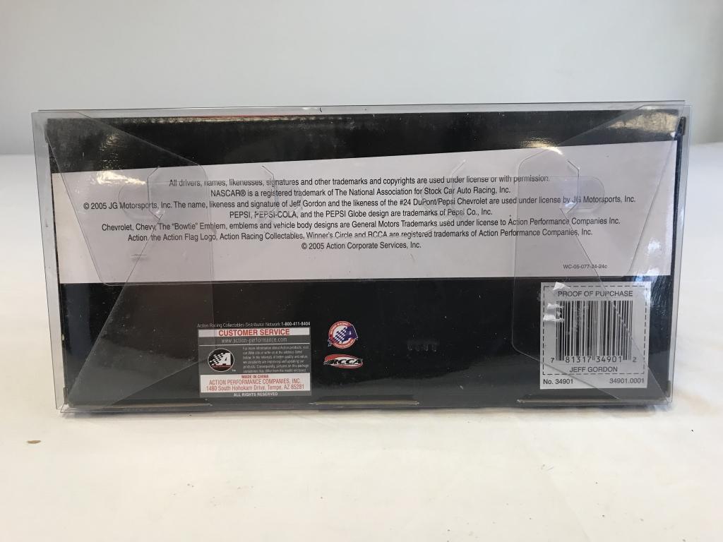 JEFF GORDON Winning Circle 1:24 Diecast #24 Car