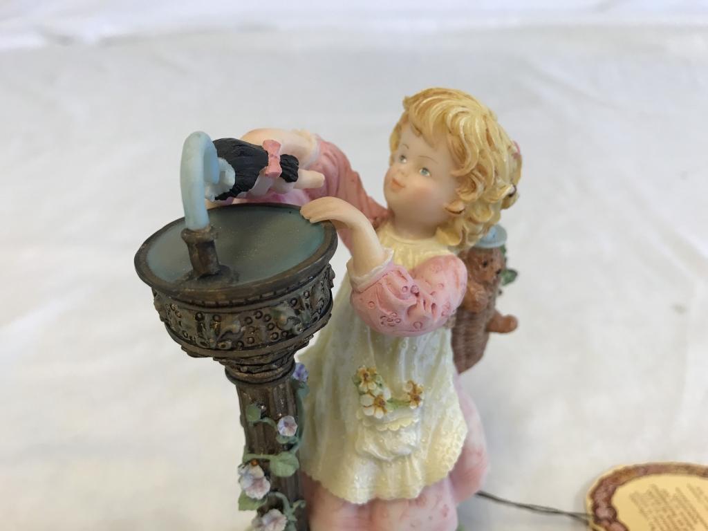 LAURA'S ATTIC FIGURINE Dolly Needs A Drink 428663