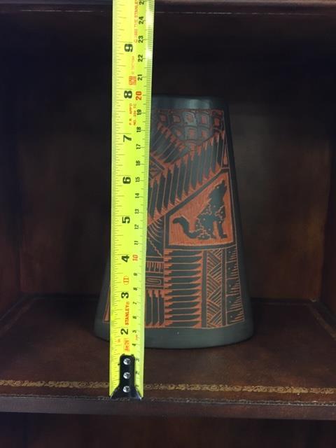 Native American Flat Vase Signed V. Kiug Navajo