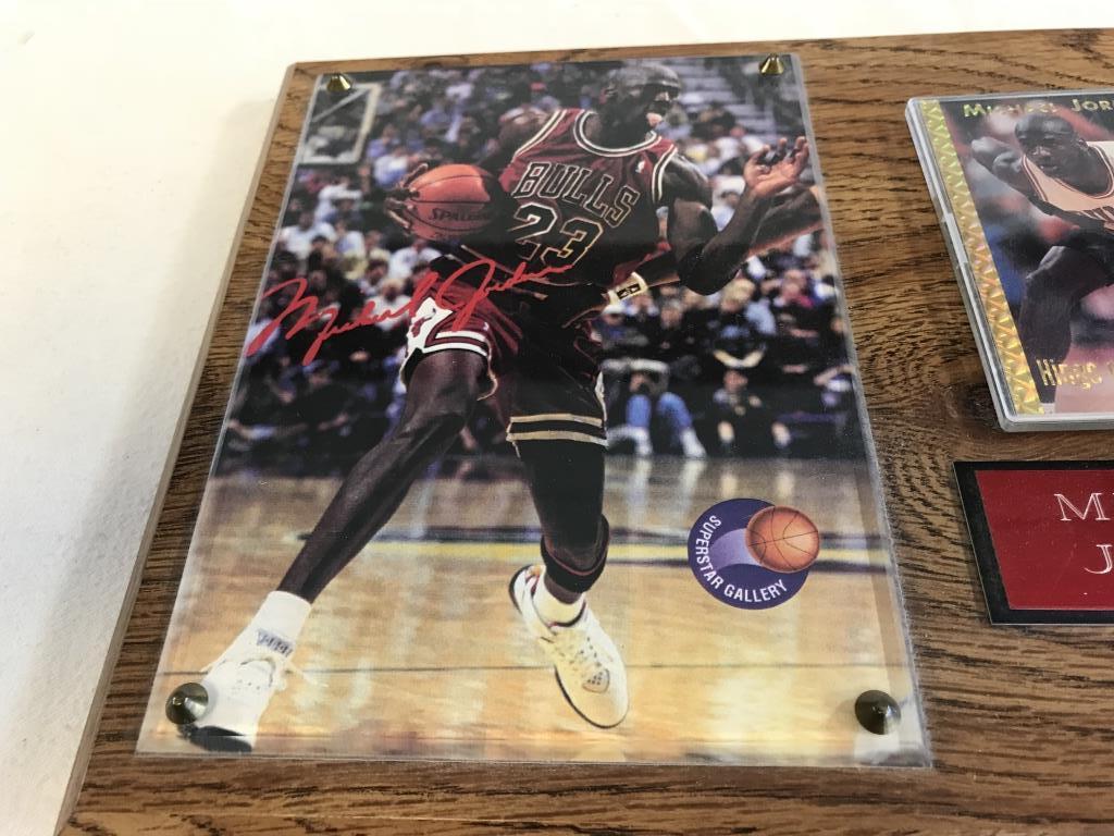 MICHAEL JORDAN Wall Plaque with photo and card