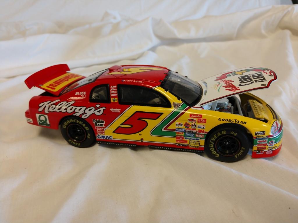 #5 Terry Labonte Kellogg's Corn Flakes 1:24