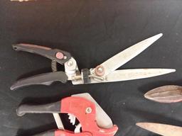 Lot of 5 Vintage Shears and Snippers