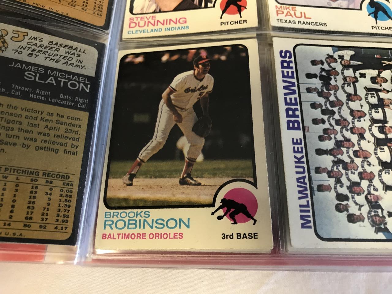 Lot of 42 1973 Topps Baseball Cards