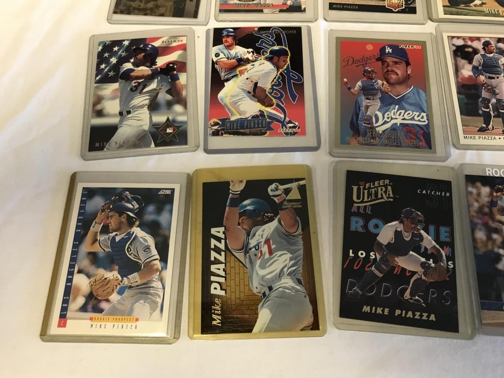 MIKE PIAZZA Lot of 20 Baseball Cards with Rookies