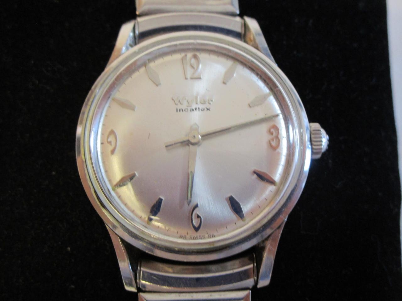 Wyler Incaflex Silver Toned Stretch Band Watch