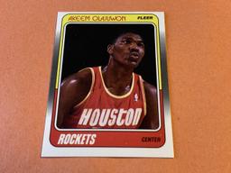 AKEEM OLAJUWON 1988-89 Fleer Basketball Card