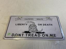 Don't Tread On Me 12" x 18" Flag and License Plate