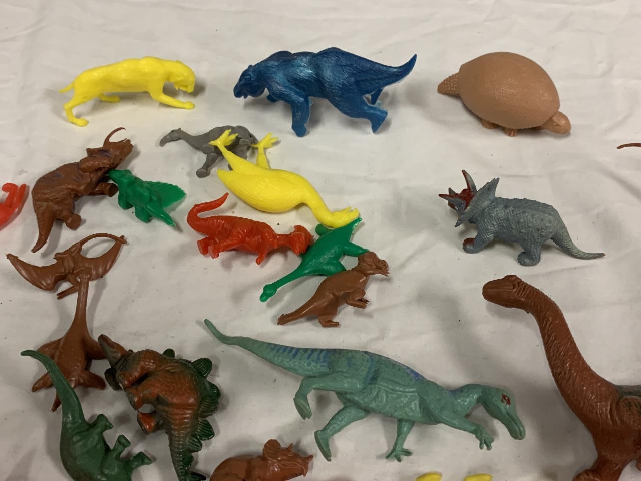 Lot of Plastic Dinosaur Figures Toys