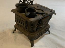 Vintage Miniature CRESCENT CAST IRON STOVE Toy