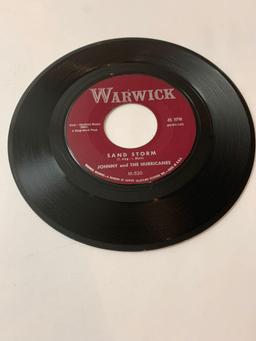 JOHNNY AND THE HURRICANES ?? Sand Storm / The Beatnik Fly 45 RPM 1959 Record