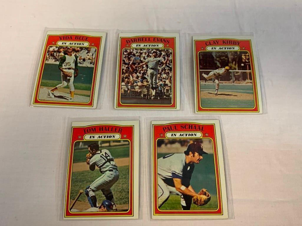 1972 Topps Baseball Lot of 32 IN ACTION Cards