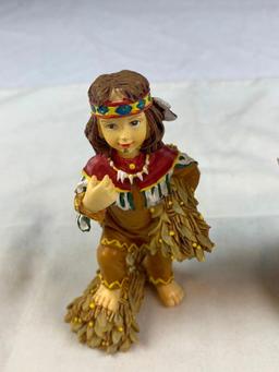 Lot of 2 Native American Figures