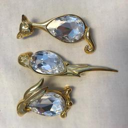 Lot of 4 Various Brooches with Large Center Stones