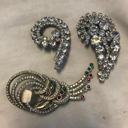 Lot of 11 Various Rhinestone Brooches