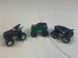 Lot of 3 Monster Jam Trucks Diecast 1:64