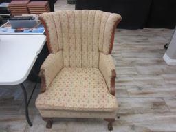 Vintage Floral Design Armchair 38.75" Tall