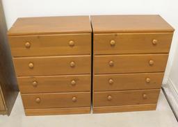 Lot of 2 chests, 4 drawers,