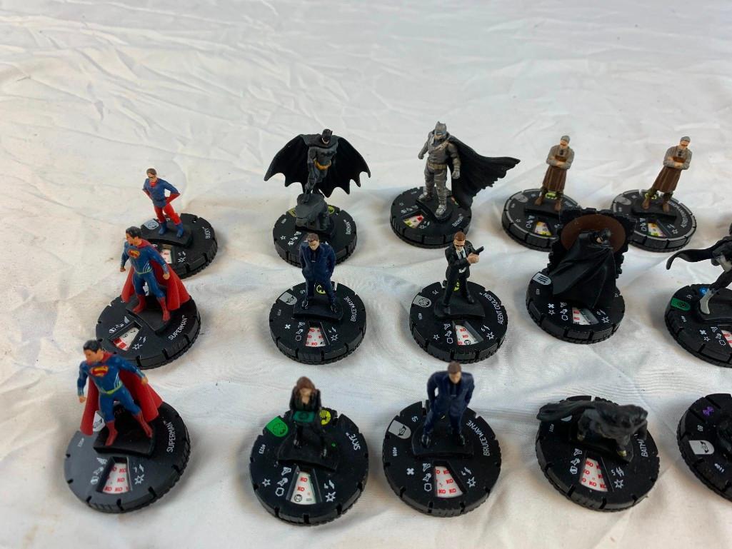 Lot of 39 BATMAN Heroclix Figures