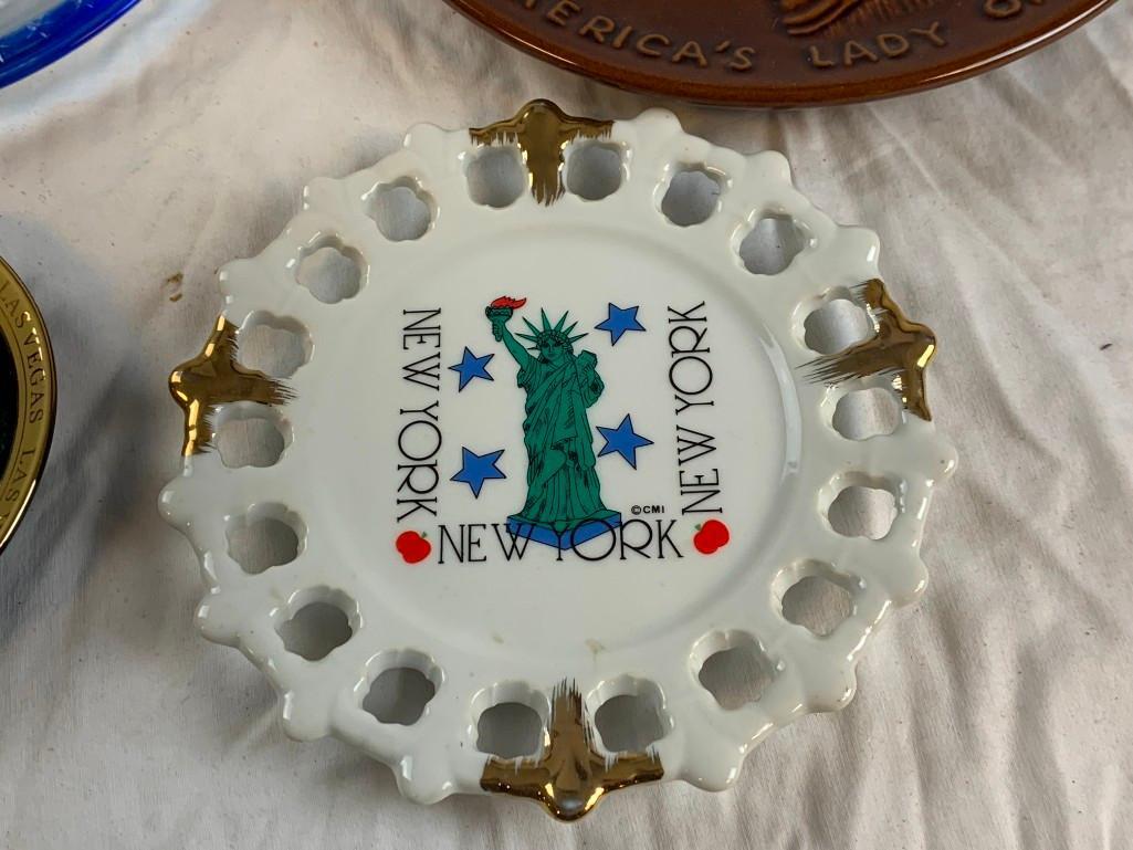 Lot of 4 STATUE OF LIBERTY Souvenir Plates