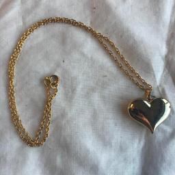 Lot of 5 Identical Gold-Toned Heart Pendant Necklaces