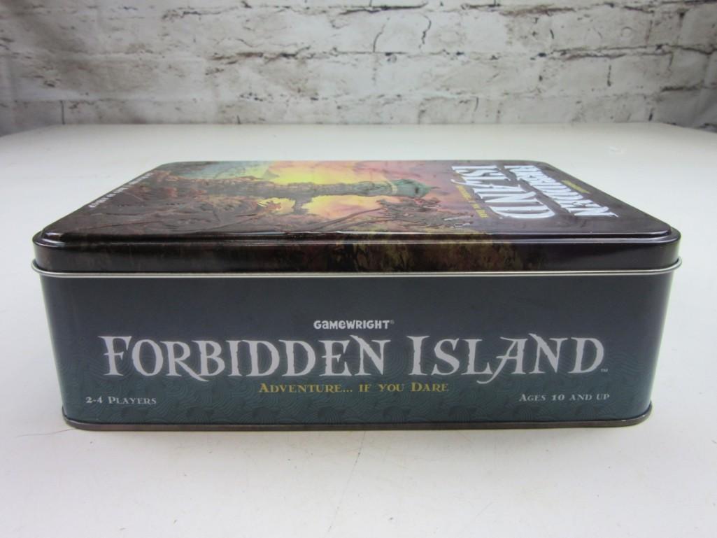 FORBIDDEN ISLAND Complete Board Game w/ UNO Card Set