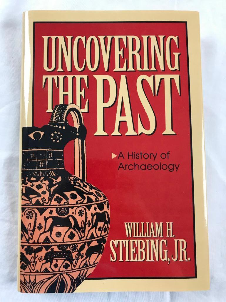 1993 "Uncovering the Past" by William H. Stienbing, Jr. HARDCOVER