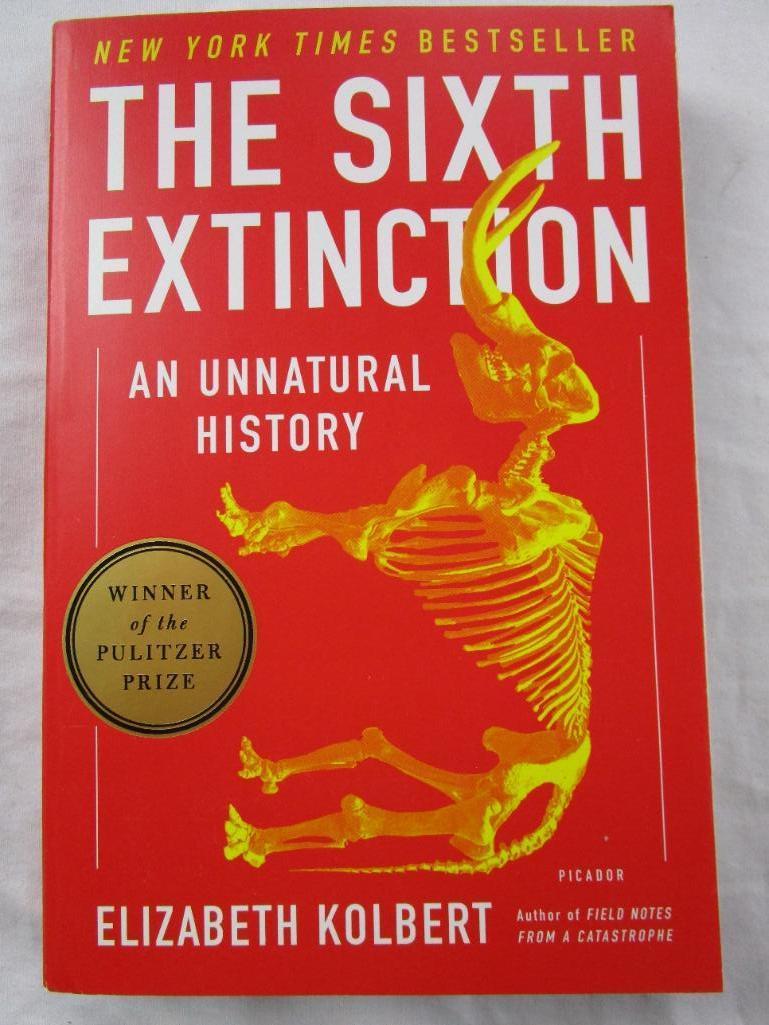 Lot of 2 Books: "The Sixth Extinction" by Elizabeth Kolbert PB & "Eden Renewed" by Peter Levi HC