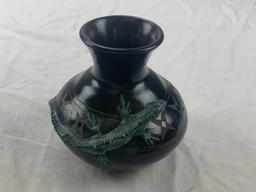 Hand crafted Pottery Vase with Lizard Figure Signed by Artist Made in Mexico