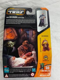 Star Wars Separation Of The Twins Bail Organa and Infant Leia Organa Action Figure NEW 2005