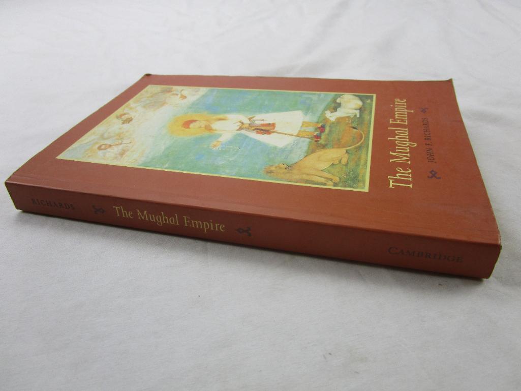 1993 "The Mughal Empire" by John F. Richards PAPERBACK