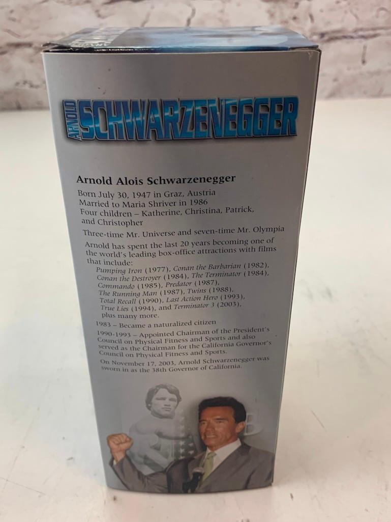 Bosley Bobbers 2004 ARNOLD SCHWARZENEGGER California "Governator" Bobble Head Doll NEW in box