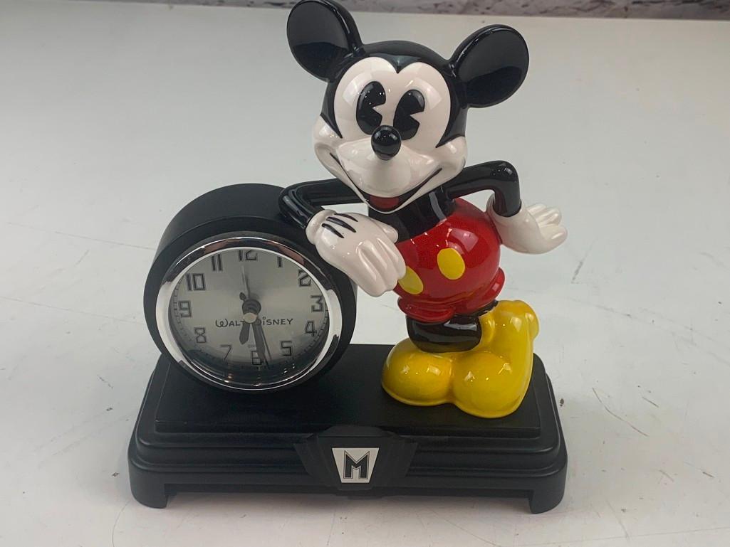 Walt Disney Mickey Mouse Desk Clock