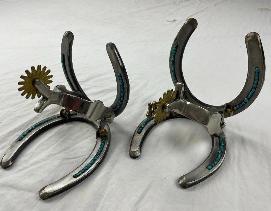 Set of Colorado Saddlery Denver horse shoe with spurs and turquoise stone bookends