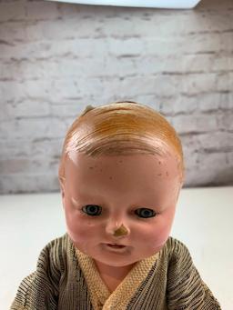 Antique Amberg Vanta Baby composition 15: Doll with outfit