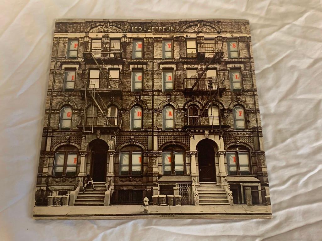 LED ZEPPELIN Physical Graffiti 1975 Album Vinyl 2X Record die-cut cover with inserts