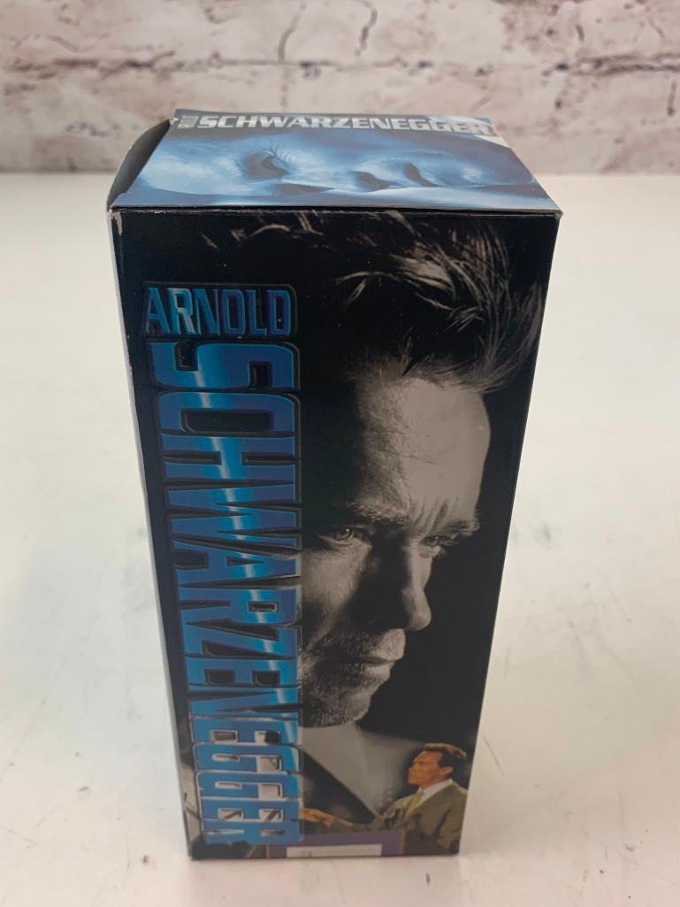 Lot of 10 Bosley Bobbers 2004 ARNOLD SCHWARZENEGGER California "Governator" Bobblehead Dolls NEW